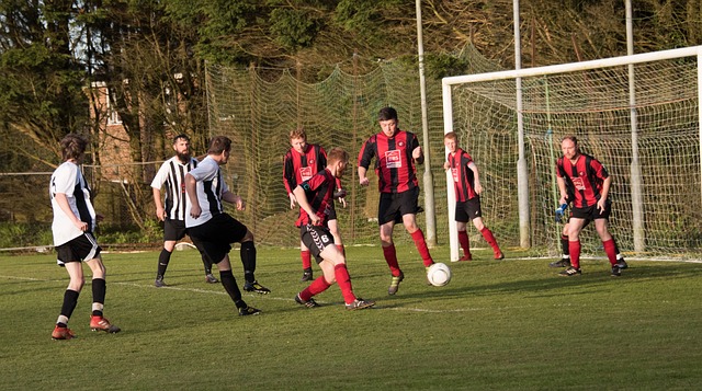 西媒：巴萨曾有机会2200万欧签阿尔瓦雷斯，但选择6000万欧买费兰.