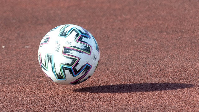 特别是在主 特别是在主